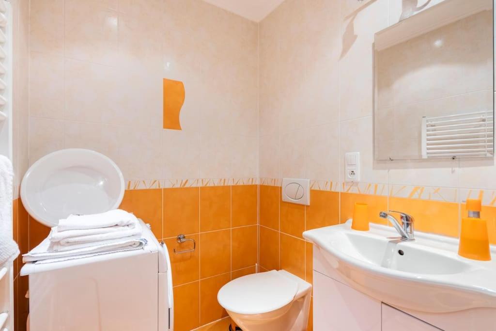 Apartment On Masaryka 39 Карловы Вары Экстерьер фото