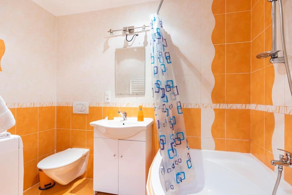 Apartment On Masaryka 39 Карловы Вары Экстерьер фото